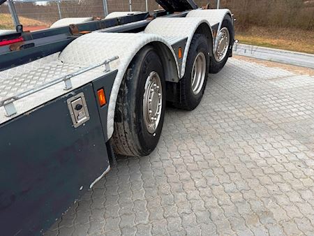 Scania R490 8x2/*6 Joab Kroghejs
