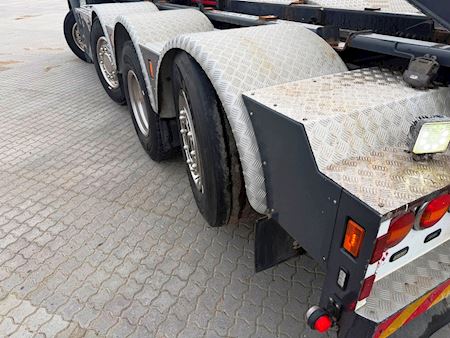 Scania R490 8x2/*6 Joab Kroghejs