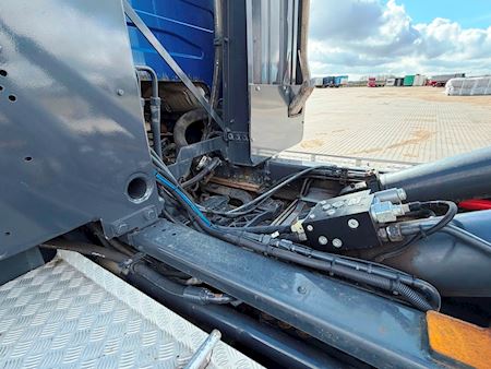 Scania R490 8x2/*6 Joab knæk arm Kroghejs