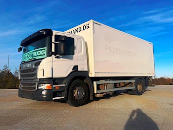 Scania P230 med lift, Fast kasse