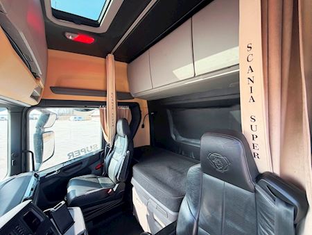 Scania S560 Twensteer inkl. PTO Trækker