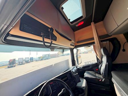 Scania S560 Twensteer inkl. PTO Trækker