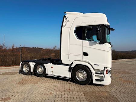 Scania S560 Twensteer inkl. PTO Trækker