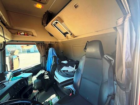 Scania R450 6x2/4 twensteer Trækker