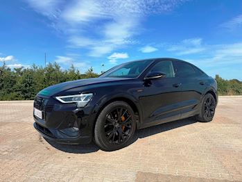 Audi Q8 E-Tron 55 Black edition, Personbiler