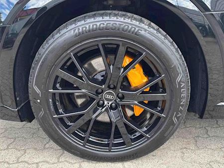 Audi Q8 E-Tron 55 Black edition Personbiler