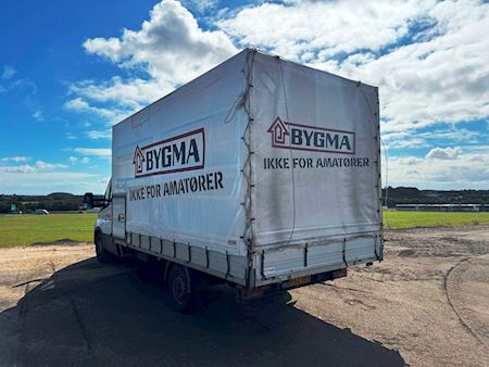 Iveco 35S18 Lad