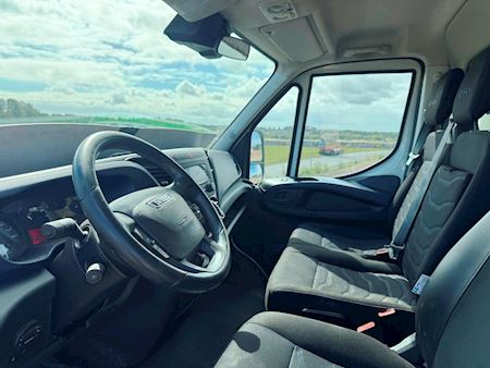Iveco 35S18 Lad