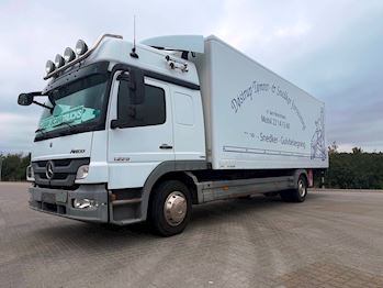 Mercedes MB1229 med lift, Fast kasse