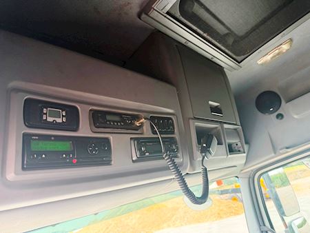 Mercedes MB1229 med lift Fast kasse