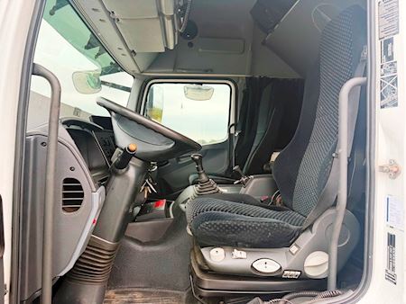 Mercedes MB1229 med lift Fast kasse