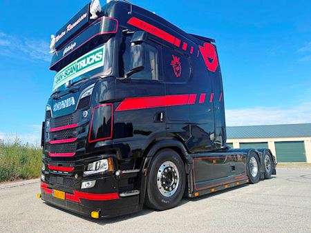Scania NY S660 6x2 3950mm Hydr. og plysset Trækker