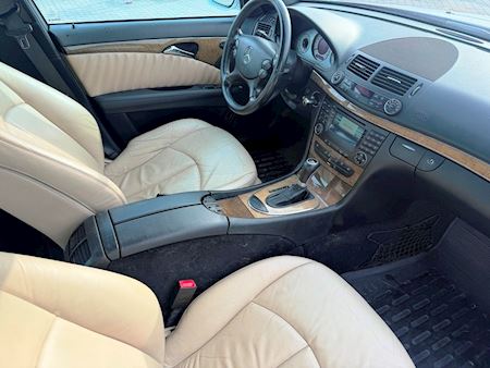 Mercedes E320CDI Sedan Personbiler