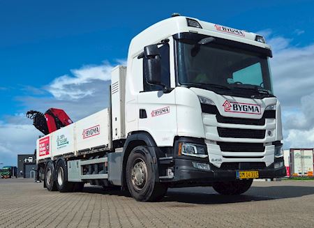Scania G410 GAS HMF 2820 kran Kran