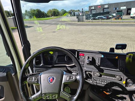 Scania G410 GAS HMF 2820 kran Kran
