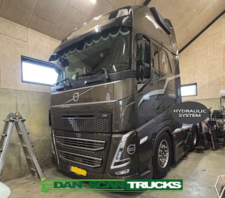 Volvo FH500 6x2 3000mm Hydr. Trækker