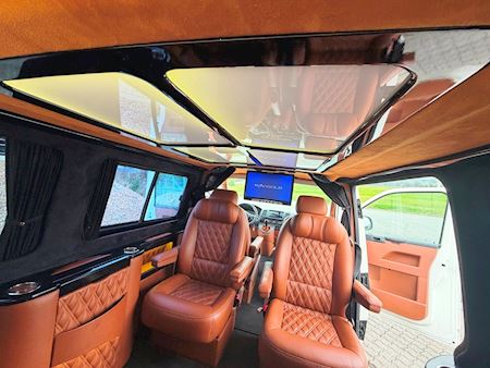VW caravelle Deluxe edition moms fri Personbiler