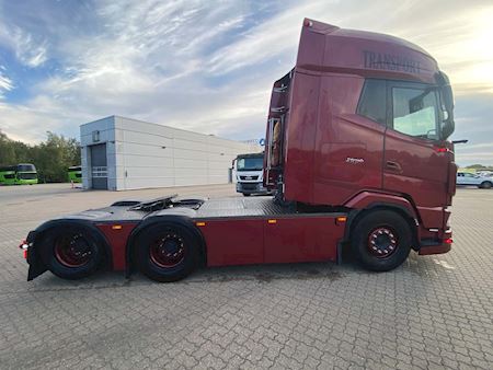 DAF XG+ 530 6x2 Trækker