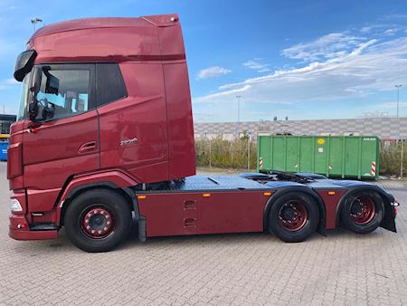 DAF XG+ 530 6x2 Trækker