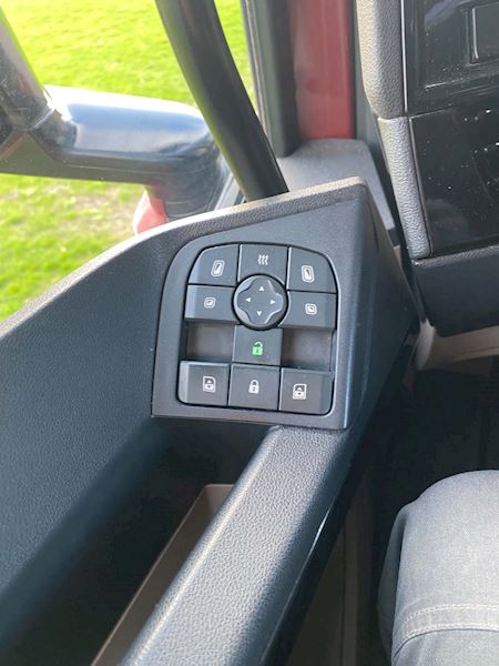 DAF XG+ 530 6x2 Trækker