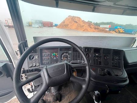 Scania T420 4x2 Hydr. Trækker