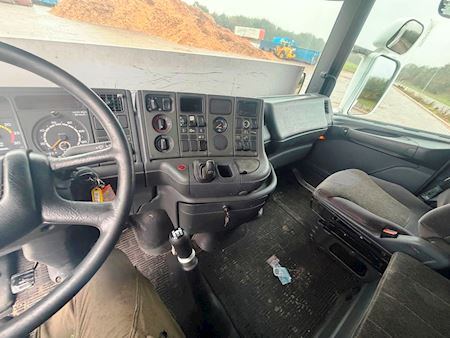 Scania T420 4x2 Hydr. Trækker