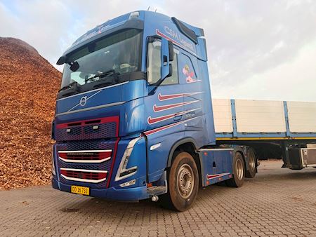Volvo FH500 inkl. trailer og Aft. kran Trækker