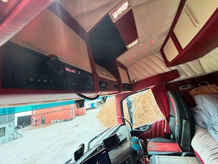 Volvo FH500 inkl. trailer og Aft. kran Trækker