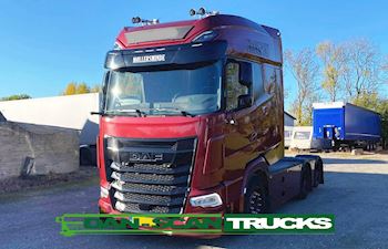 DAF XG+ 530 6x2, Trækker