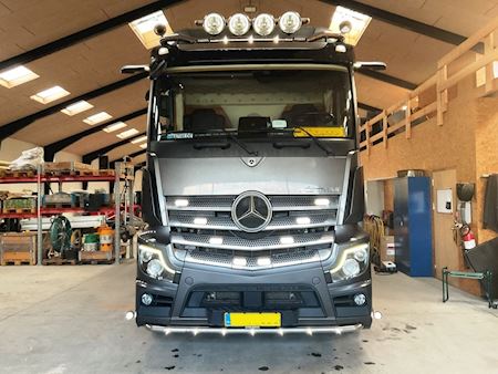 Mercedes 3256 8x4*4 Hiab 302 kran inkl. kærre Tip/kran